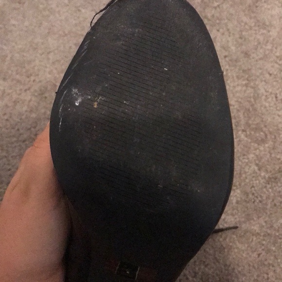 Black and gold open toed lace up heel boots - Picture 6 of 8